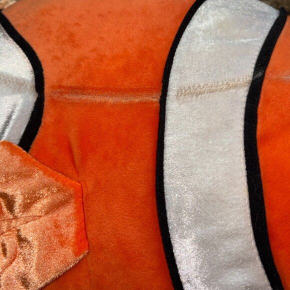 Disney/Pixar Large Finding Nemo/Dory Plush Lot-25 in-Used - Picture 8 of 12